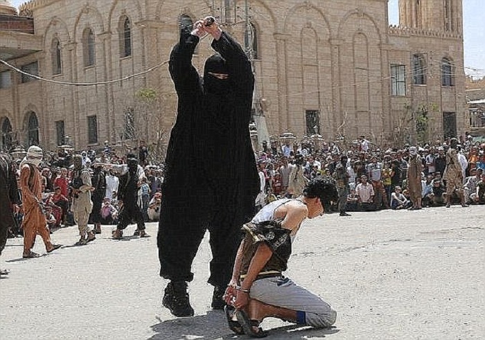 Islamic State`s chief executioner knifed to death in Iraq 